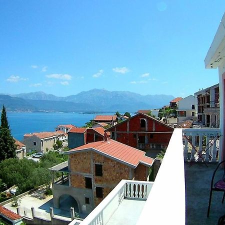 Apartments Ceca Tivat Exterior photo